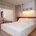 Elvira's Apartman *