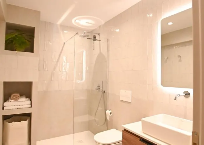 Elvira's Kalymnos Town