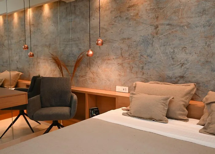 Апартаменты Elvira's *